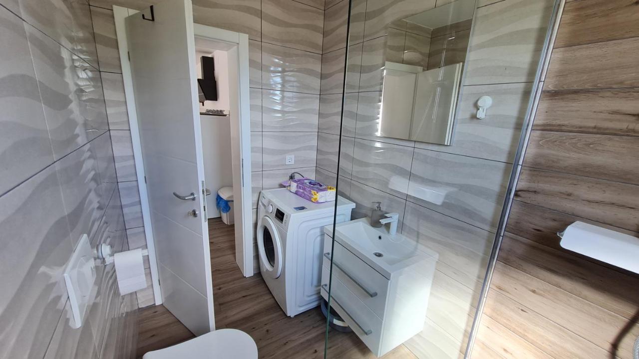 Apartmani Mlinar - One Bedroom Apartment With Seaview Grebaštica Exterior foto